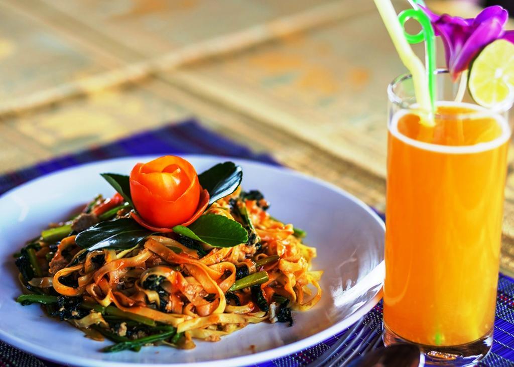 Plumeria Hotel & Spa Sziemreap Kültér fotó